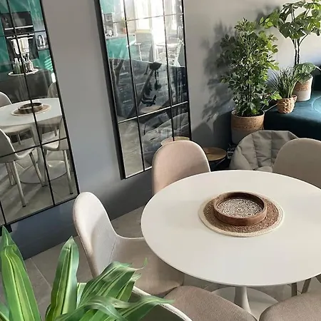 Caparica Surf Retreat Apartmán *