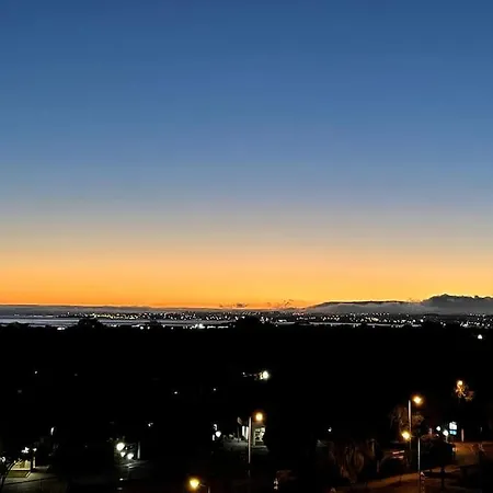 Caparica Surf Retreat * Costa de Caparica