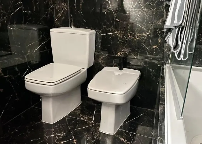 Caparica Surf Retreat *