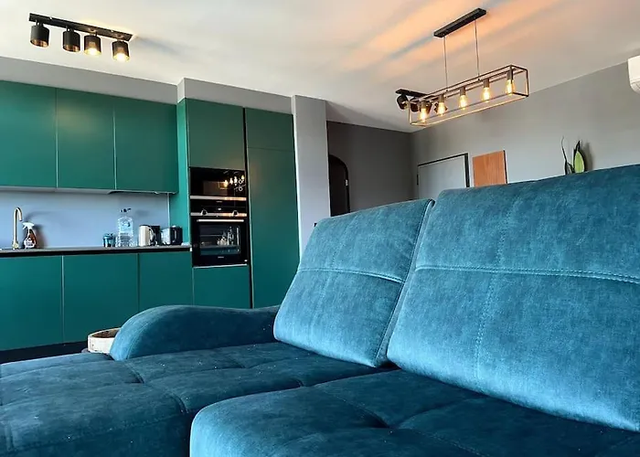 Caparica Surf Retreat *