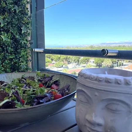 Caparica Surf Retreat דירה *